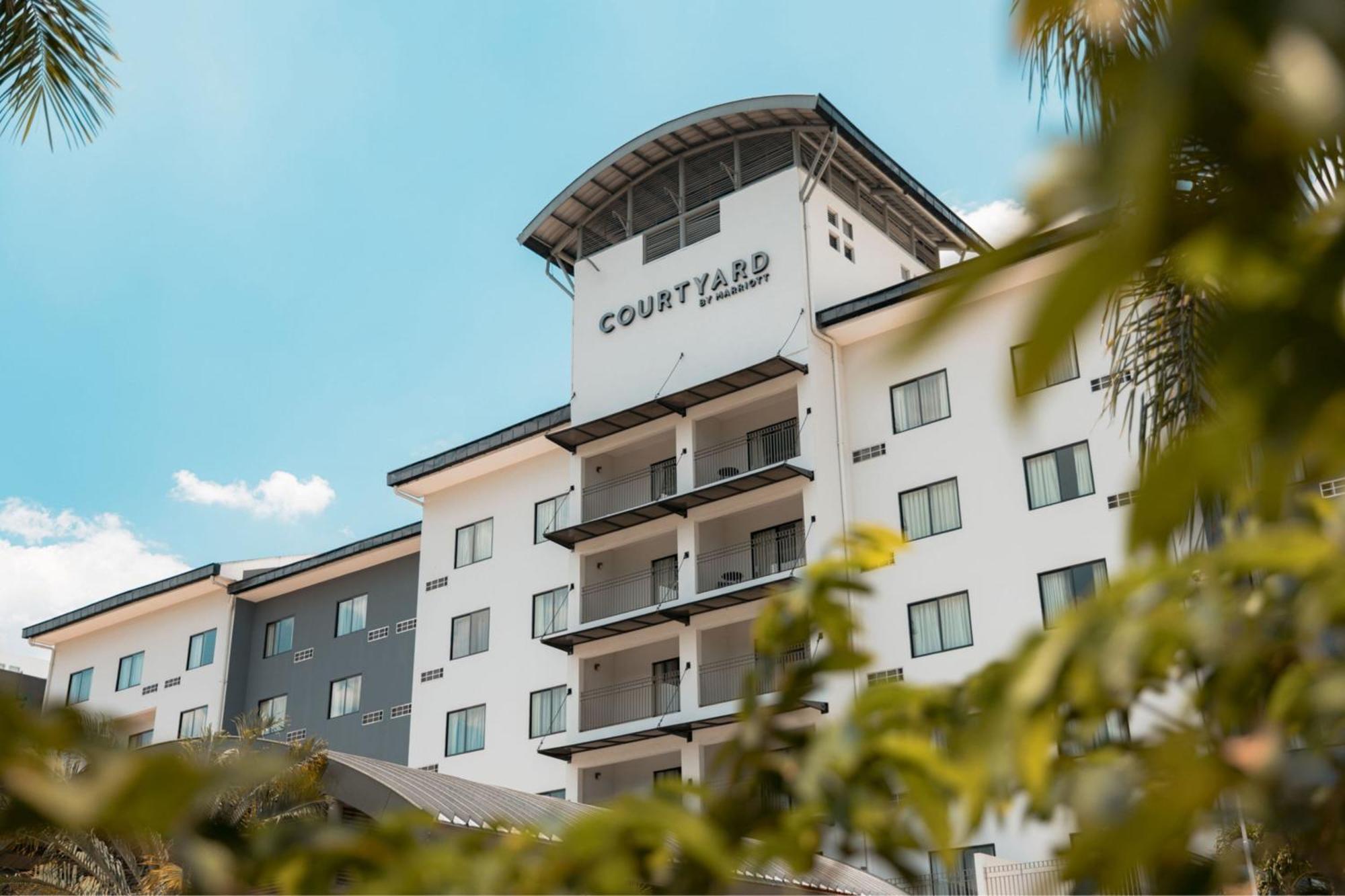 Готель Courtyard By Marriott Сан-Сальвадор Екстер'єр фото